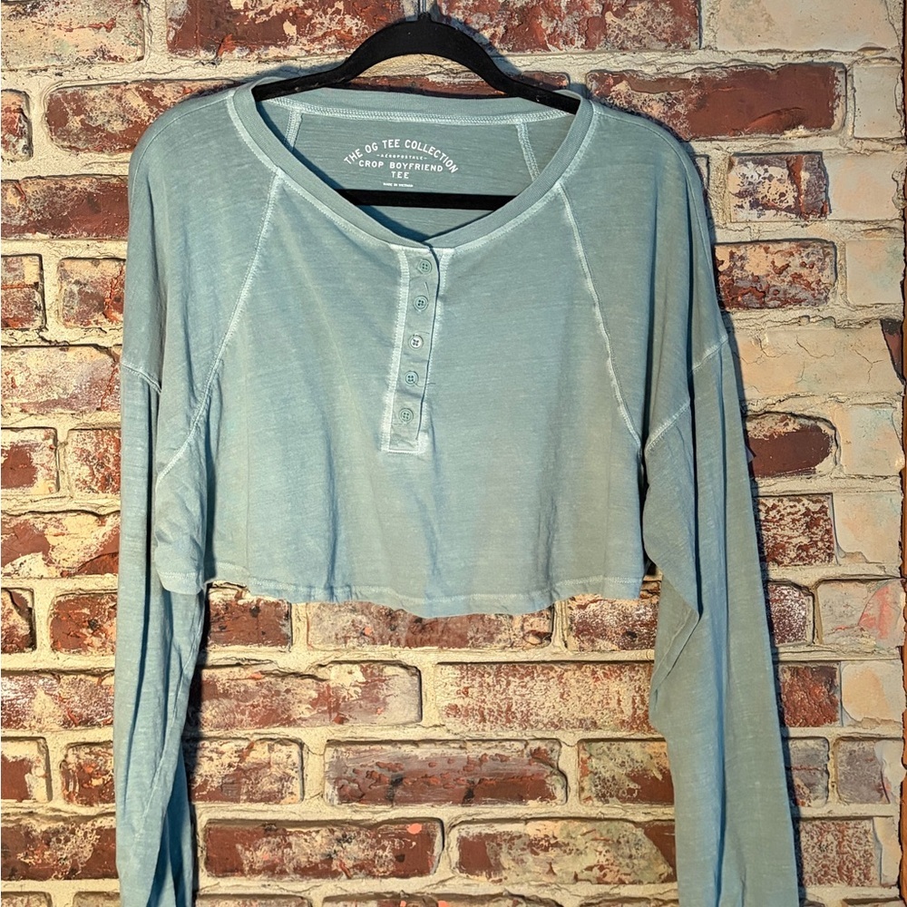 Aeropostale Cropped Henley Long Sleeve Sage Green Oversized Boyfriend Tee Large